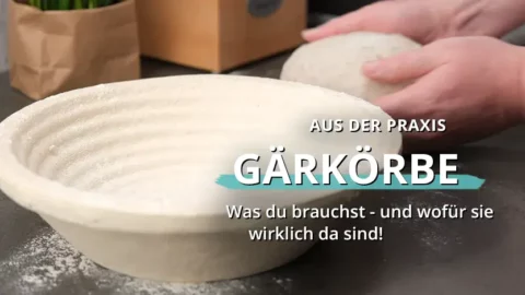 Teig in Gärkorb legen
